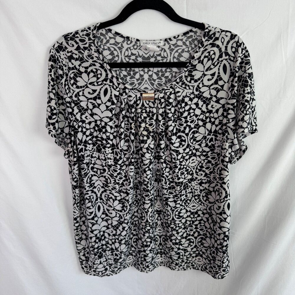 Emily Stacy Women's Top Blouse Size 2X Black & White Print Short Sleeves